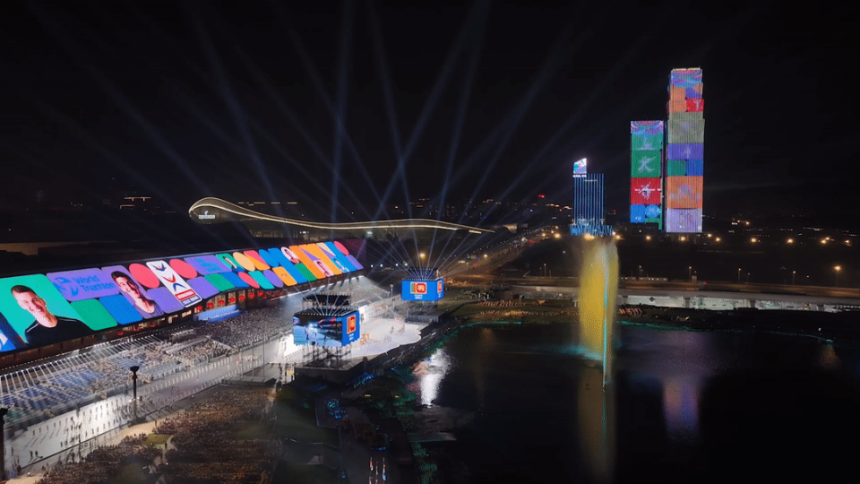 com, IVs, 玩耍 com, IVs, 玩耍