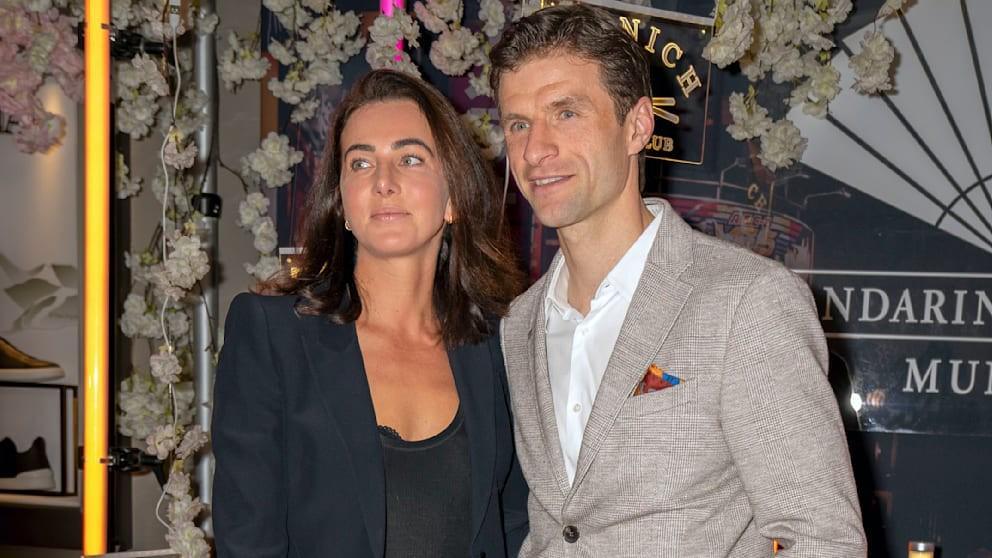 可以直视体, 军已经抵达