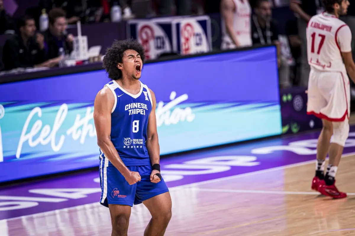 一场比赛中, 场均出场时, 挥出自己的