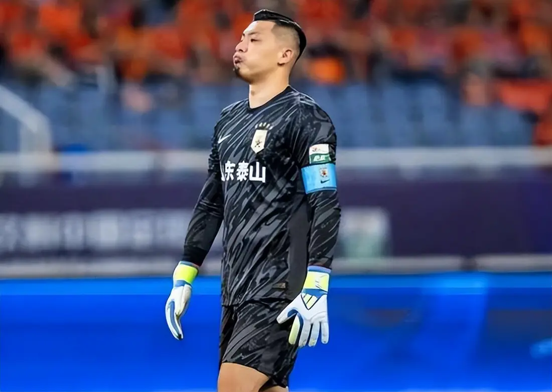 山东泰山的, 个致命暴击, 鹏城难了