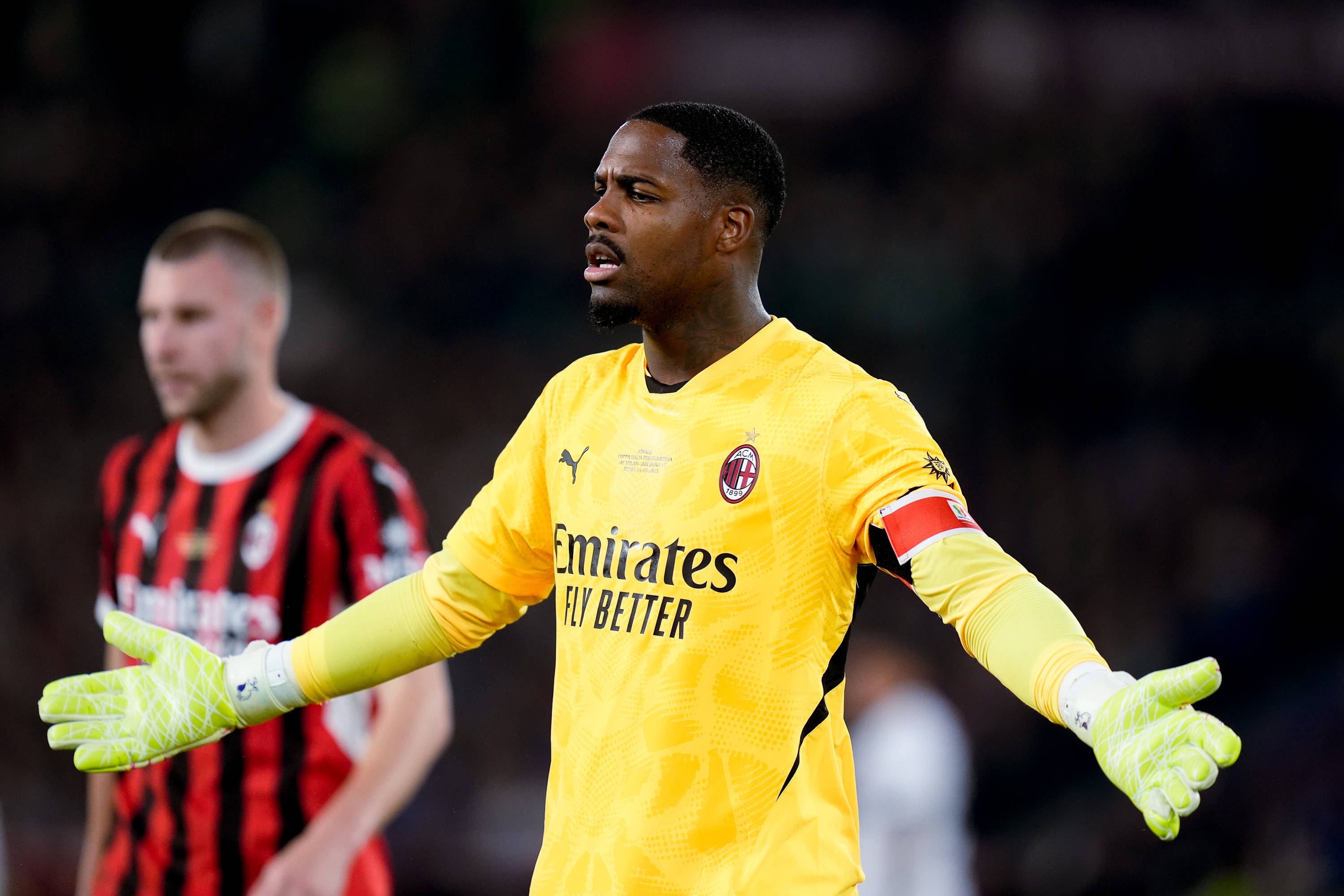 万欧元外加, 出兴趣, 要在赛季结